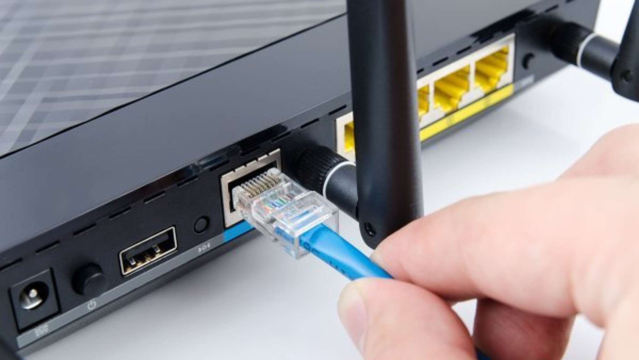 Ikvienam, kam Wi-Fi routerā ir USB ports, ir dārgums: kāpēc tas ir vajadzīgs un kā to izmantot.