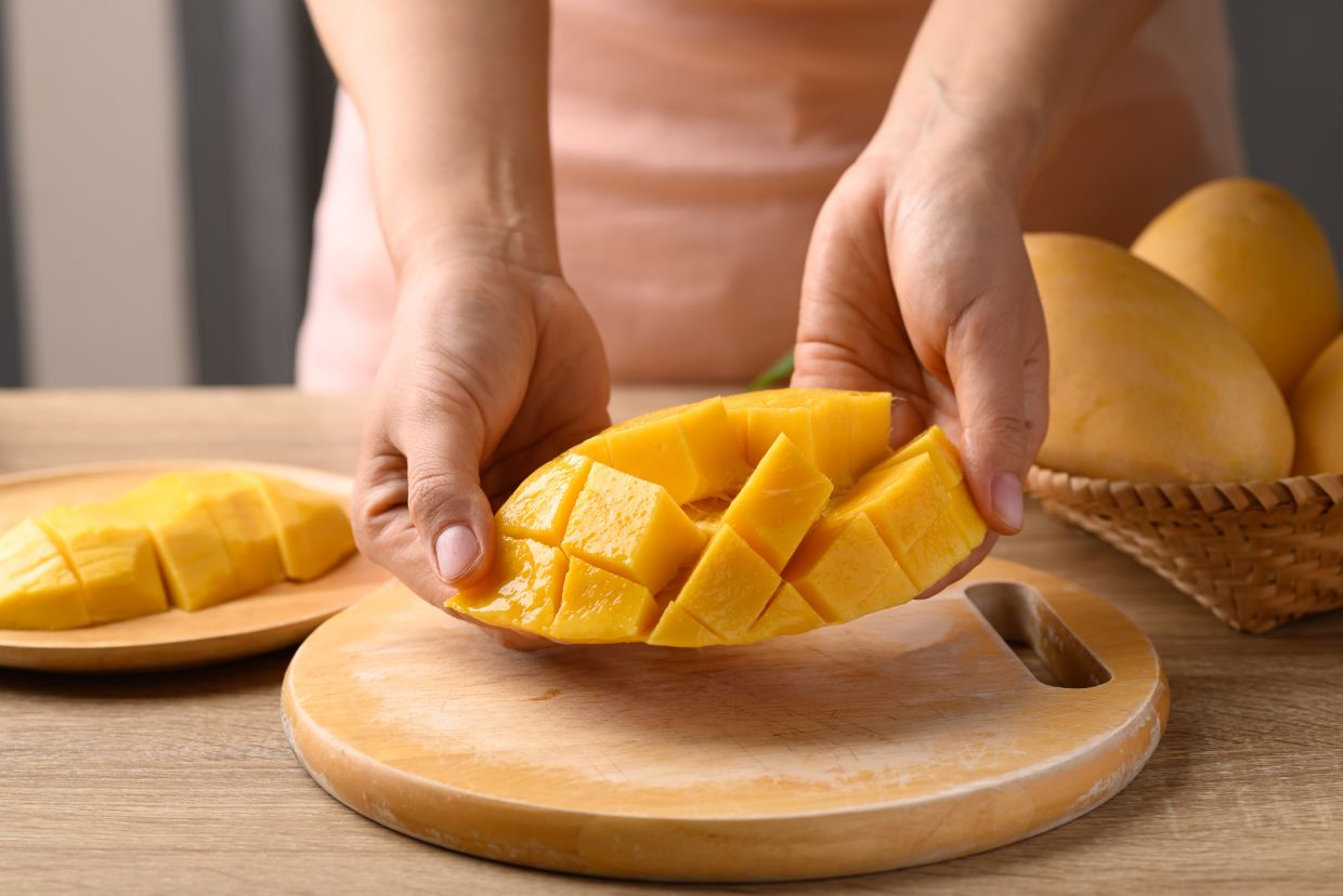 Vienkāršs veids, kā saglabāt mango svaigu divreiz ilgāk, pārsteigs pārtikas rūpniecību.