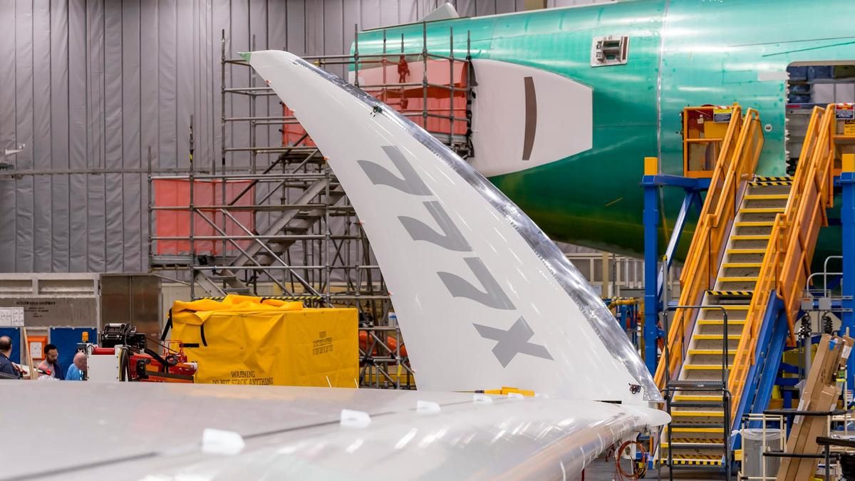 777X ir Boeing galvenais solis, lai atgrieztos virsotnē: salokāmi spārni, pārstrādāts salons un pasaulē lielākais dzinējs.