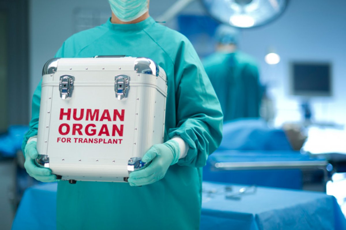 Mēs tuvojamies bezatgriezeniskam punktam: robotiem ir atļauts izņemt orgānus no dzīviem organismiem.