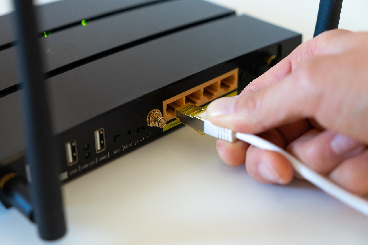 Ikvienam, kam Wi-Fi routerā ir USB ports, ir dārgums: kāpēc tas ir vajadzīgs un kā to izmantot.